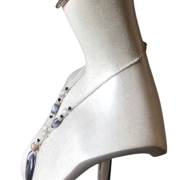 Vintage Black Flat Cutout Circle Black Clear Gray Silver Bead Statement Necklace - Picture 7 of 12